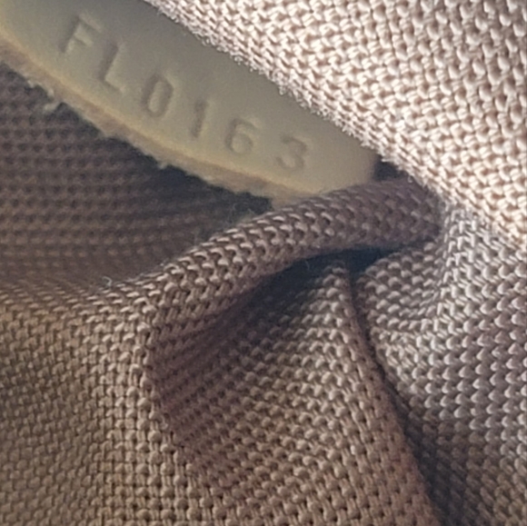 Louis Vuitton Bosphore Backpack - Picture 16 of 16